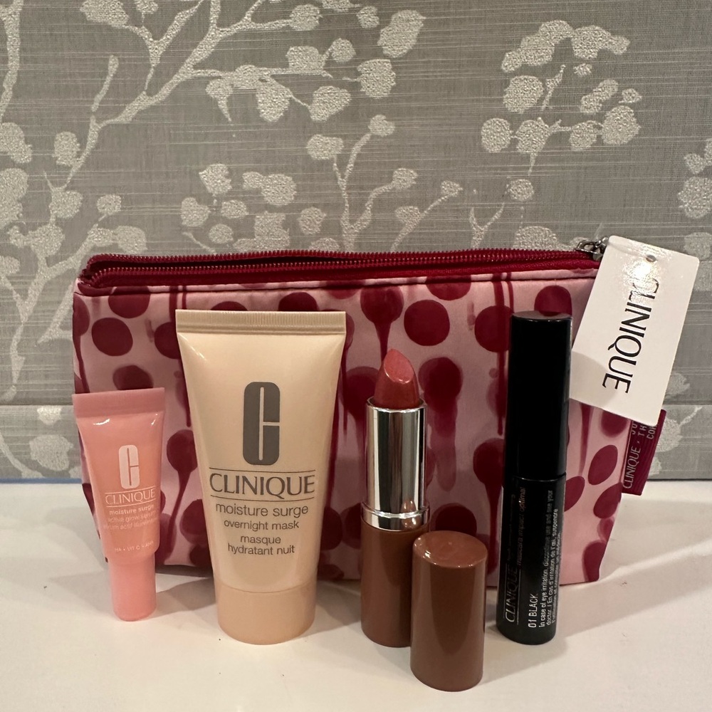 NIB Clinique X Jonathan Cohen collab Makeup set with cosmetic bag